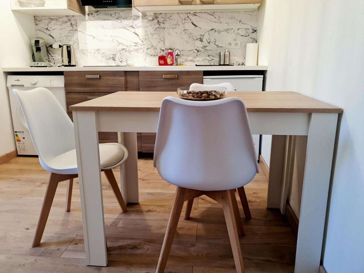 Appartement Cosy Entier, Parking Gratuit Dans La Rue Ντιζόν Εξωτερικό φωτογραφία